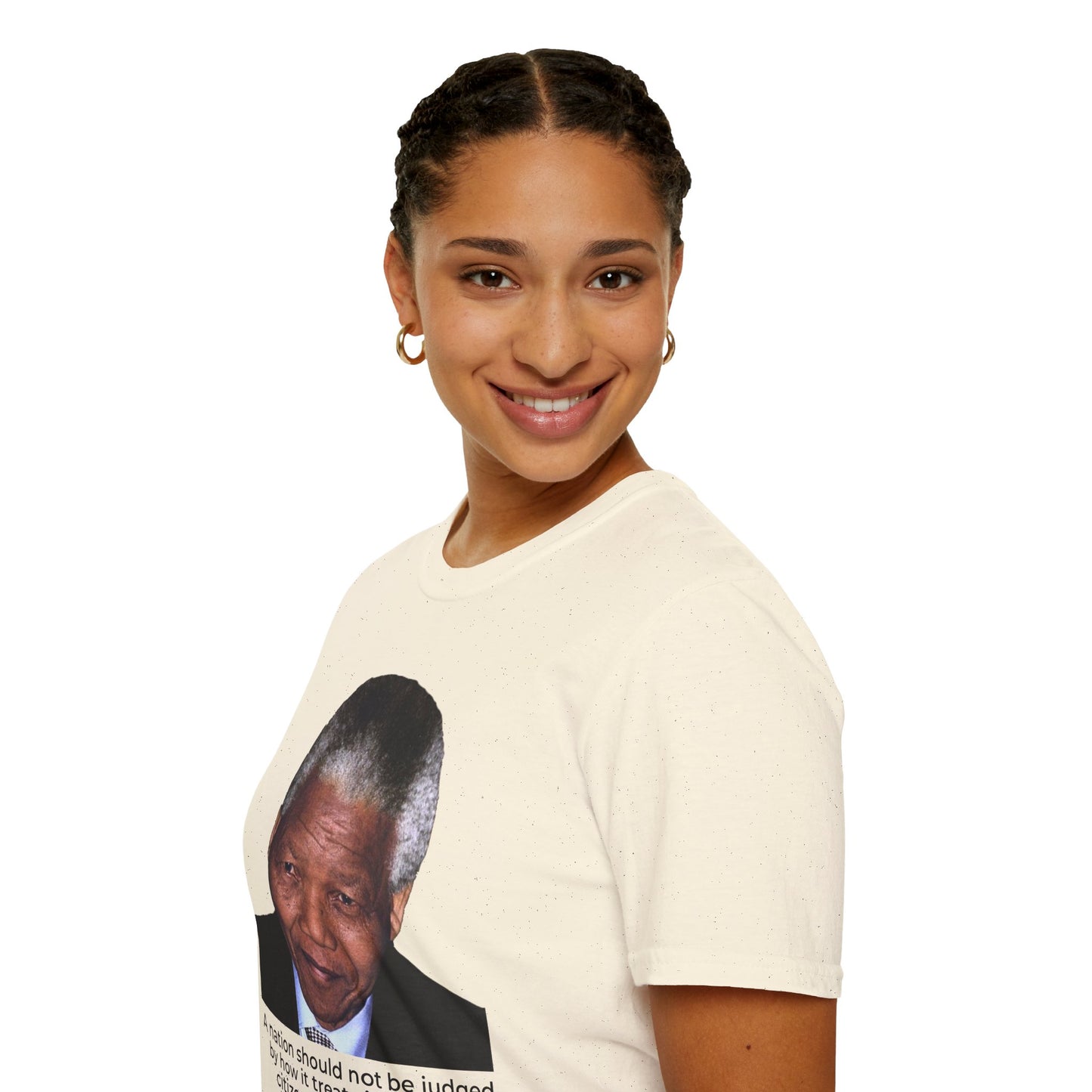 Nelson Mandela Justice Quote T-Shirt – A Nation Is Judged by Its Lowest (Natural)