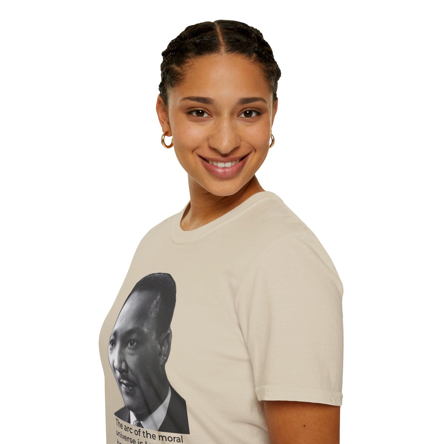 Martin Luther King Jr. Moral Arc Quote Tee – Justice Portrait Shirt (Sand)