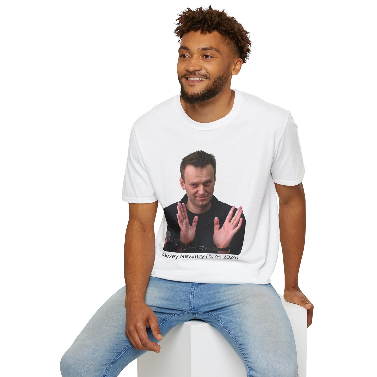 Resist Dictatorship Alexey Navalny Tribute T-Shirt – Pro-Democracy & Anti-Authoritarian Tee