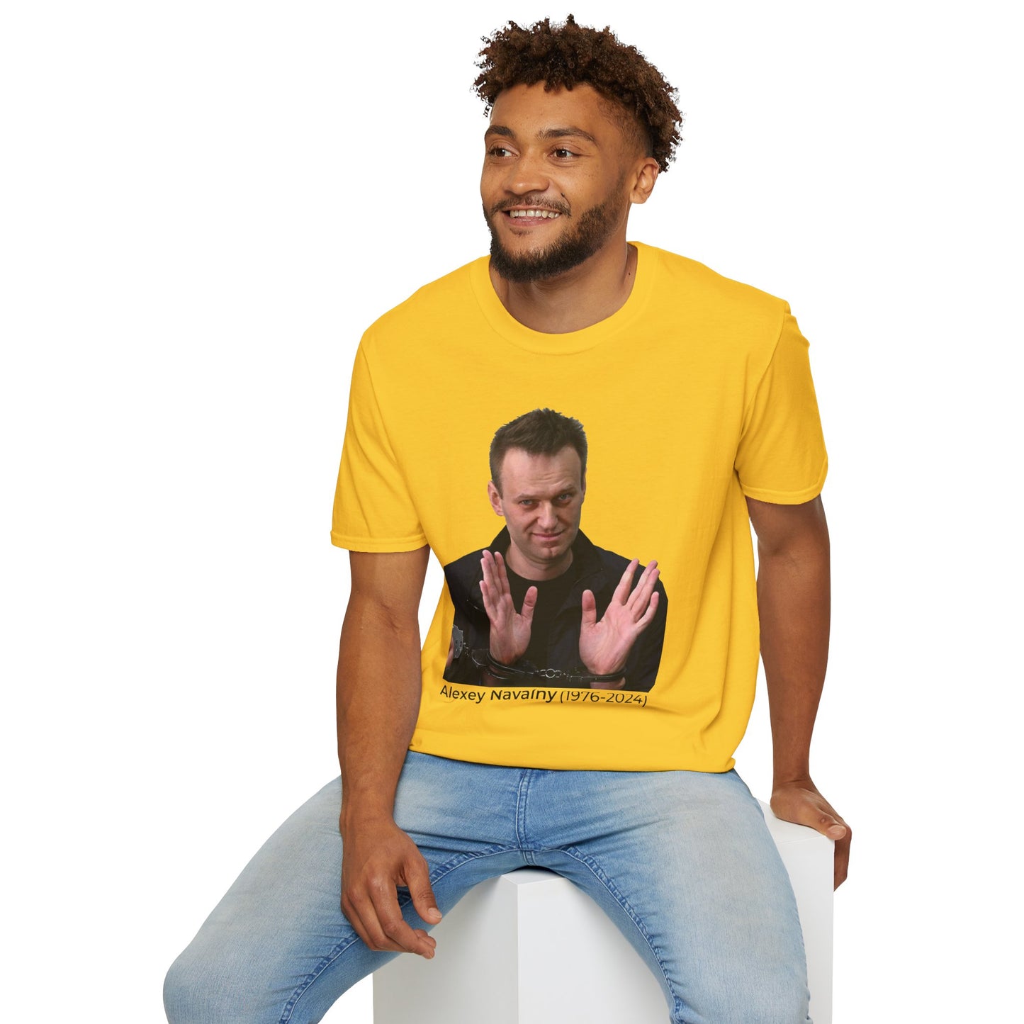 Resist Dictatorship Alexey Navalny Tribute T-Shirt – Pro-Democracy & Anti-Authoritarian Tee – Daisy Yellow Edition