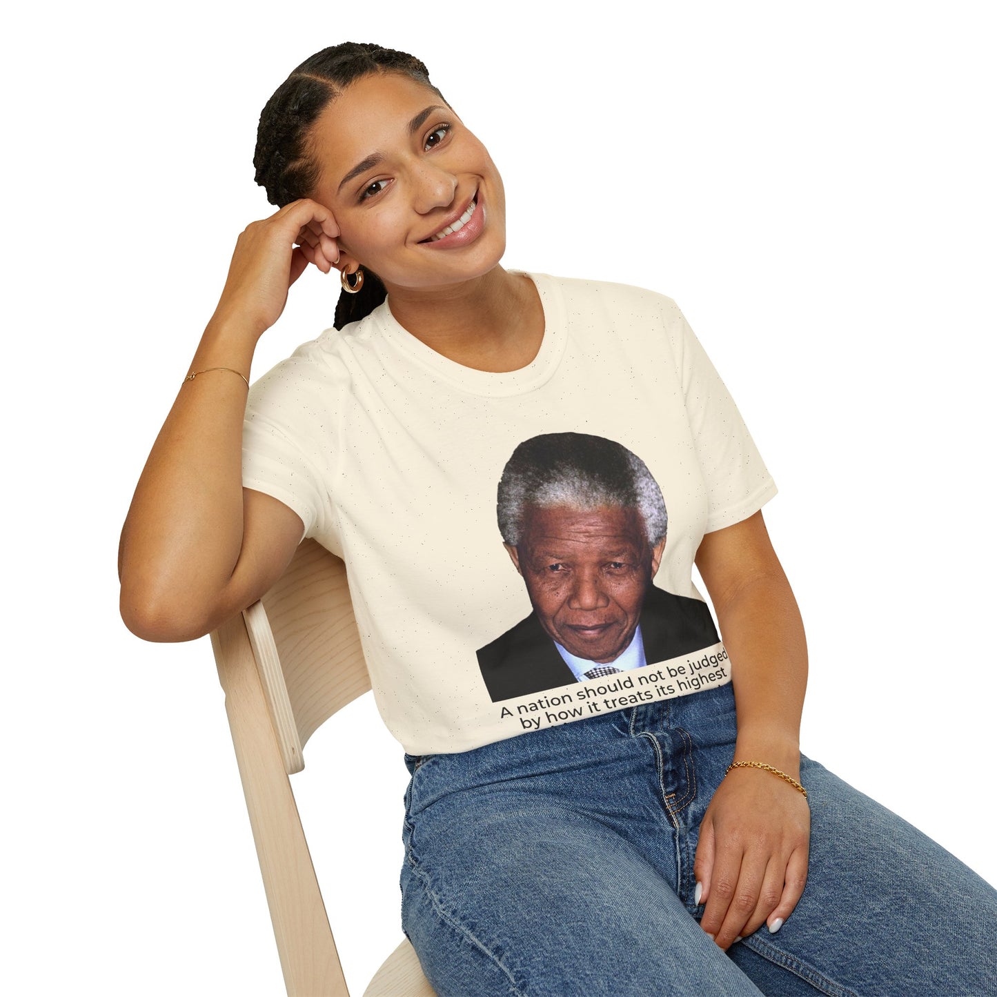 Nelson Mandela Justice Quote T-Shirt – A Nation Is Judged by Its Lowest (Natural)
