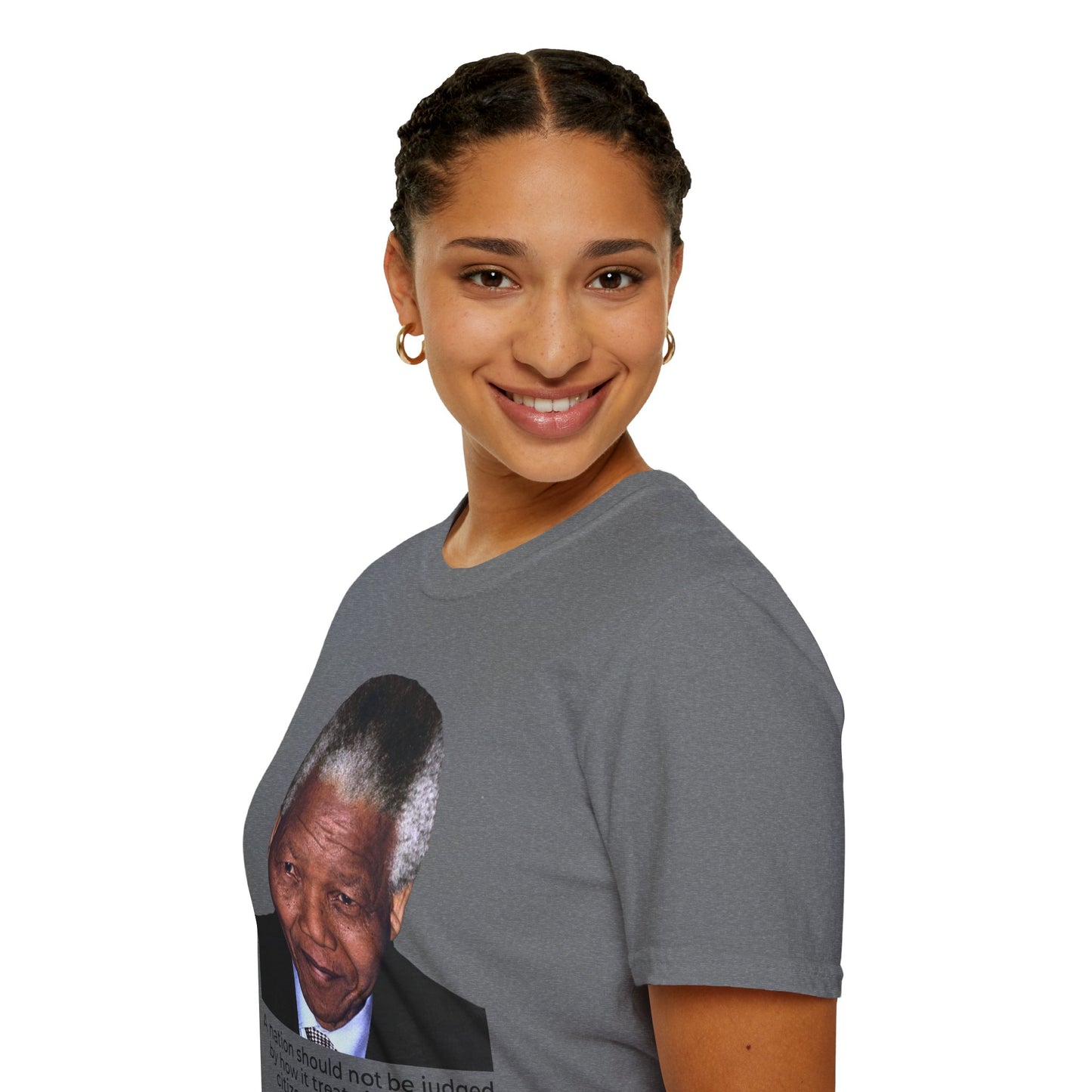 Nelson Mandela Justice Quote T-Shirt – A Nation Is Judged by Its Lowest (Graphite Heather)